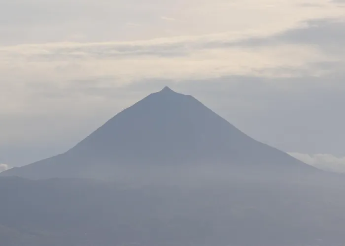 Mar D'abstracao דירה